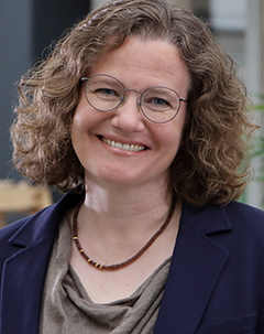 Portraitfoto von Dorothee Meyer